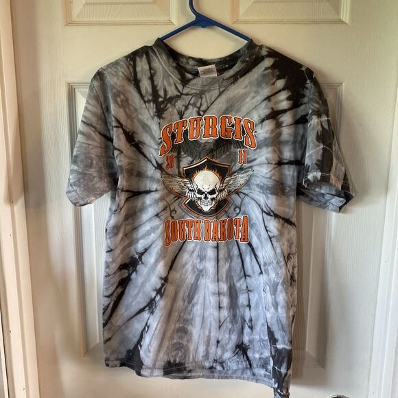 Sturgis South Dakota T-Shirt Men’s Medium Tie Dye Skulls 2011 Big Graphics - Picture 1 of 14